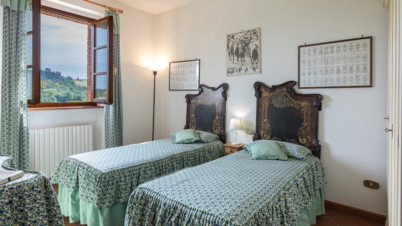 1190RC83303EditnoWT (29)